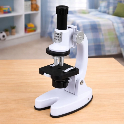 Tri úrovne zväčšenia pre každý objav