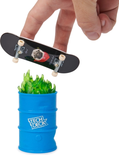 Uličná prekážka – barel s plameňmi