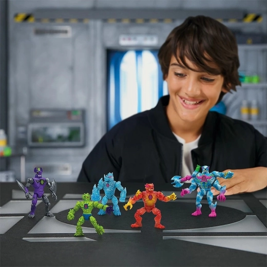 Akčné pózy vďaka 10 kĺbom