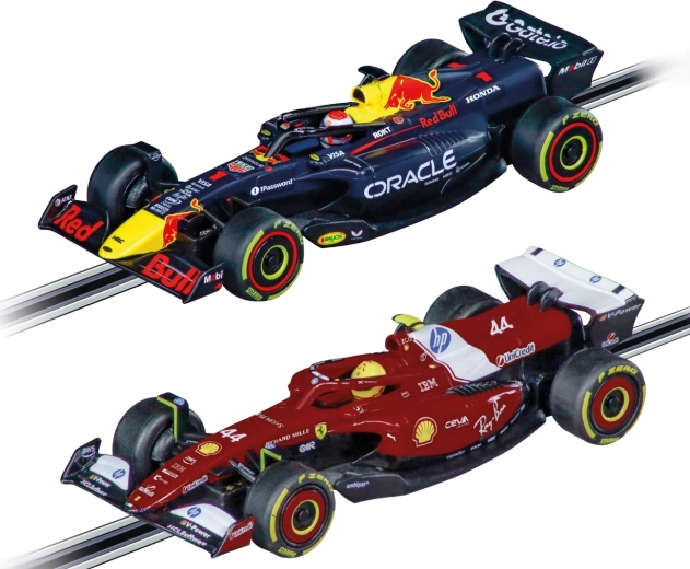 Dve licencované vozidlá Formuly 1