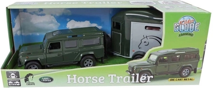 Land Rover s prívesom na prepravu koní