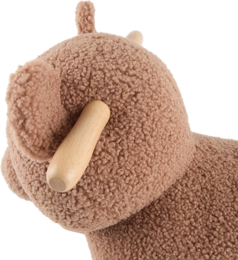 Hebký buklé povrch, ktorý láka k pritúleniu