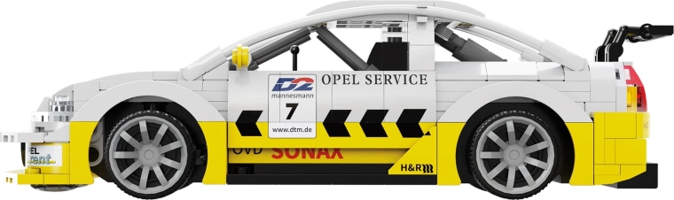 Realistický pretekársky dizajn OPEL Astra V8