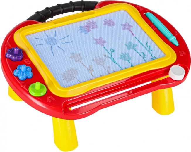 2v1: stabilný stolík aj prenosná tabuľa