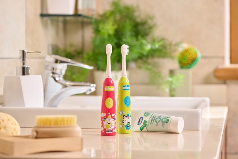 Vibračné čistenie na batériu