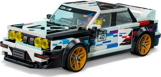 Pohyblivé kolesá a minifigúrka vodiča na pretekárske hranie