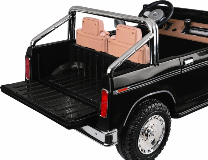 Realistický retro dizajn pickup