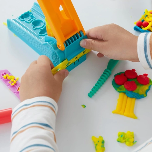 Tri farby Play-Doh