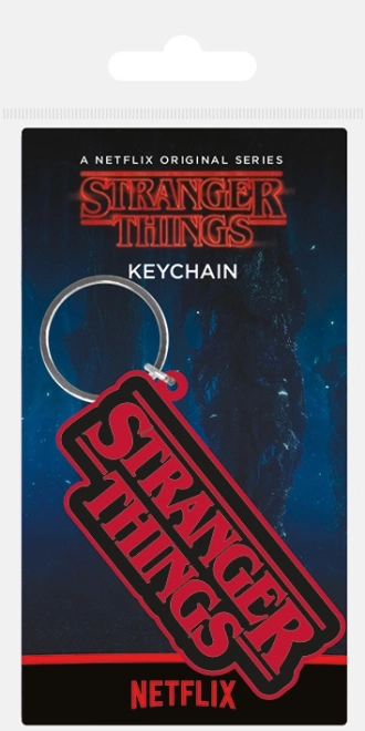 Gumená kľúčenka STRANGER THINGS – logo