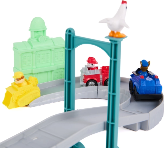 3 vozidlá a figúrka Chickaletty v balení