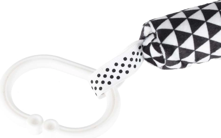 Bezpečné uchytenie na kočík aj postieľku