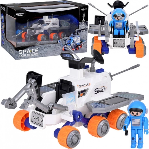 hračkový vesmírny rover so 6 kolesami a figúrkou astronauta