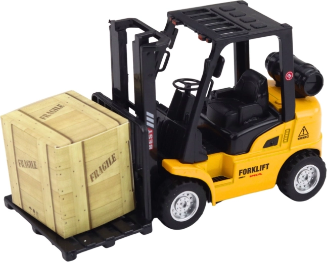 Polohovateľné vidlice a realistická manipulácia s nákladom