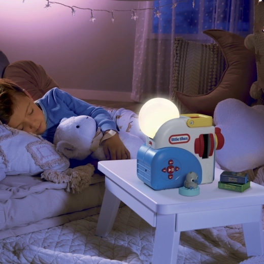 Pokojné zaspávanie s nočnou lampičkou a bielym šumom