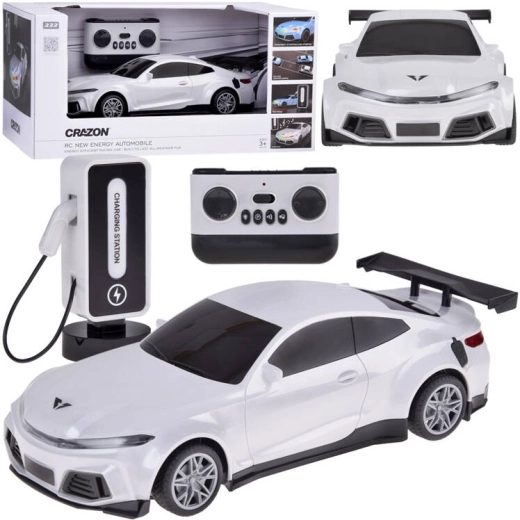 RC auto s nabíjacou stanicou – Biela