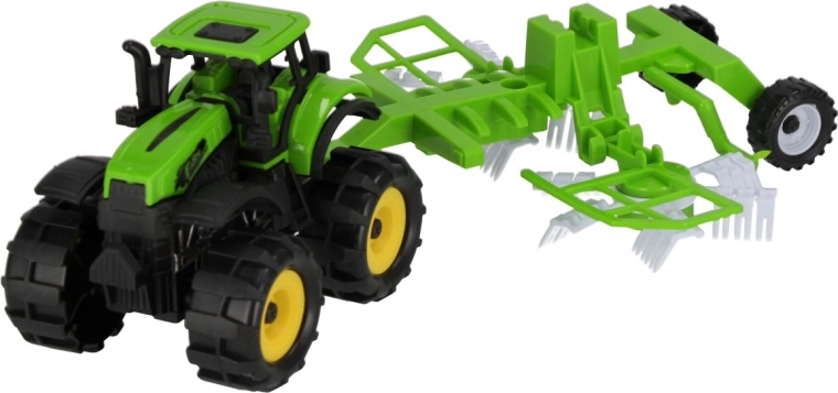 Traktor s pripojeným poľnohospodárskym náradím