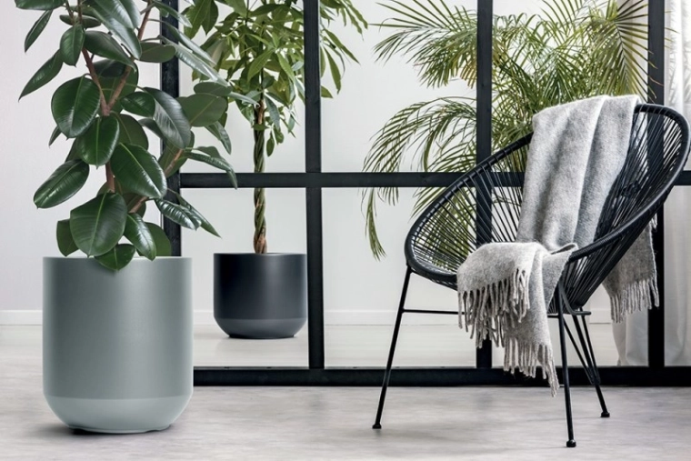 Moderný matný dizajn v antracite