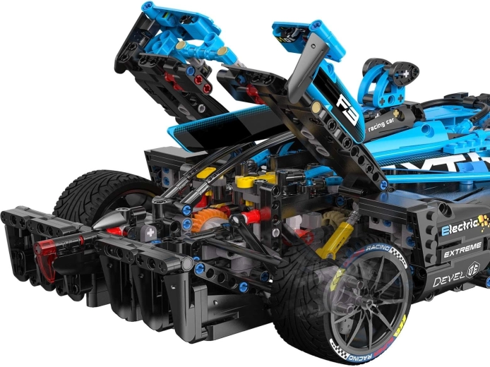 Pohyblivé prvky a funkčné mechaniky