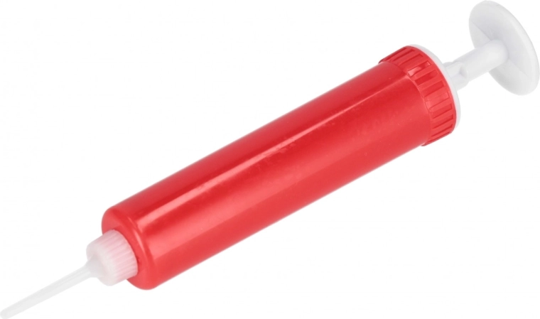 Lopta a pumpička súčasťou balenia