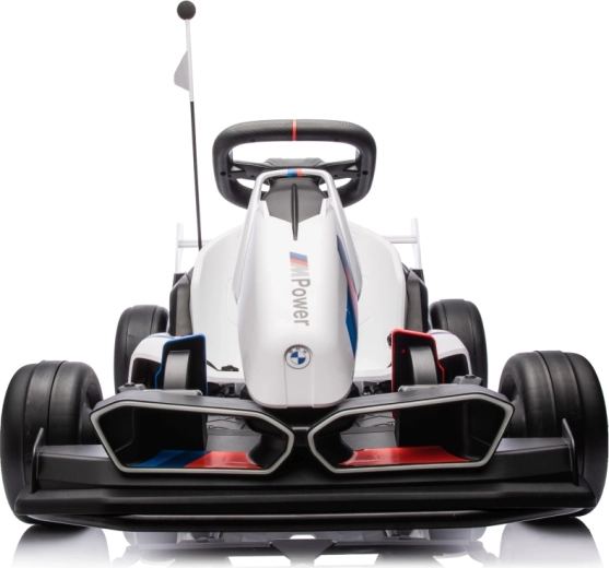 LED svetlá a podsvietený podvozok