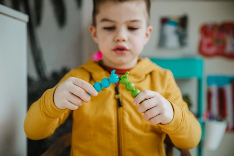 Tri ohybné húsenice, ktoré musíte „vmestiť“ dovnútra