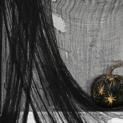Halloweensky čierny dekoračný záves z textilu 180 × 75 cm