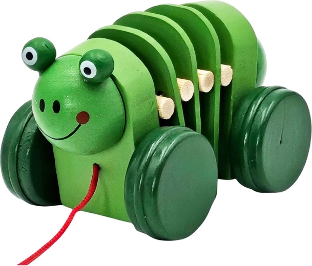 Drevená žabka na kolieskach