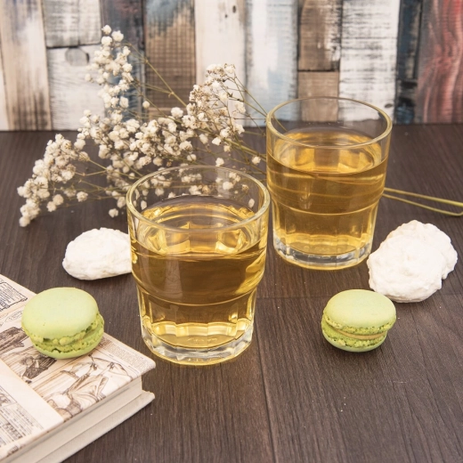 Univerzálny na vodu, džús aj limonádu