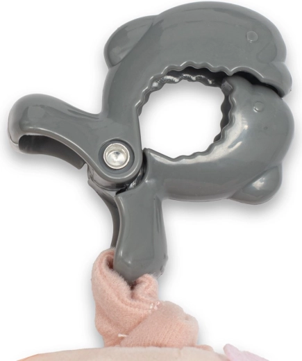 Bezpečný klip na pripevnenie na kočík aj autosedačku