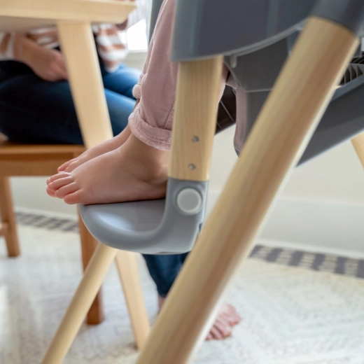 Ergonomické sedenie 90/90/90 a opierka nôh