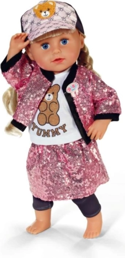 Kompletný outfit na kreatívne hranie