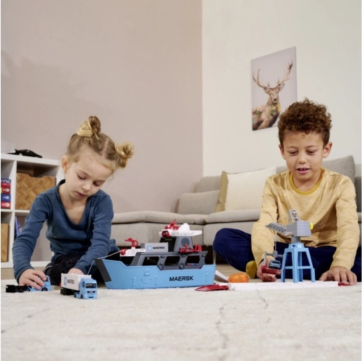 Oficiálna licencia MAERSK a vozidlo MAN TGX