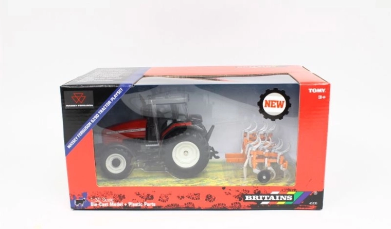 Britains traktor Massey Ferguson 6290 s kultivátorom 1:32