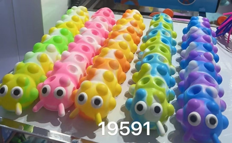 Stláčacia húsenica 26 cm