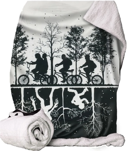 Prehoz Stranger Things 100 × 150 cm