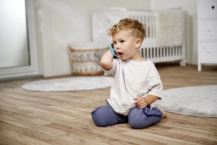 Hra na telefonovanie
