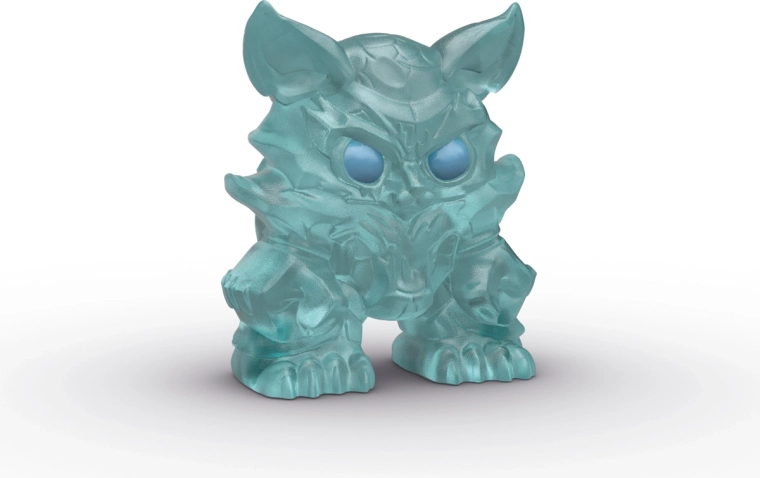 Priesvitná mini figúrka pripravená do akcie