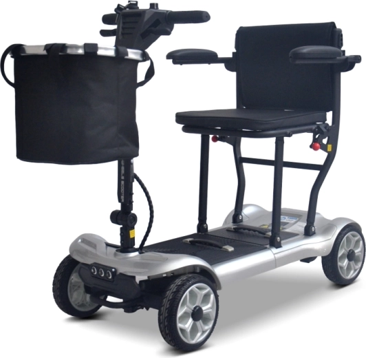 Stabilná štvorkolová konštrukcia a LED osvetlenie