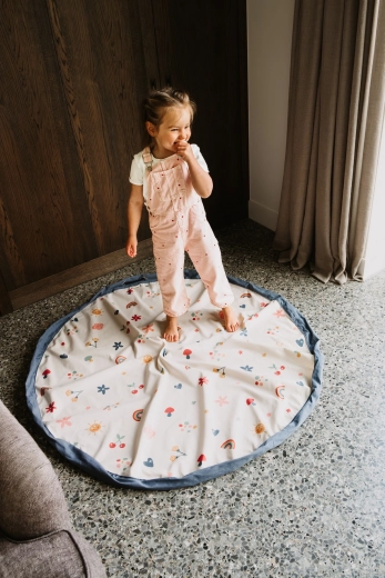 Veľká plocha 140 cm pre pohodlné hranie