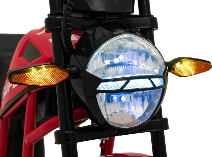 LED svetlomety a podsvietená palubná doska