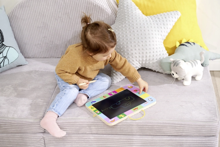 Ľahká a prenosná tabuľka na každodenné tvorenie