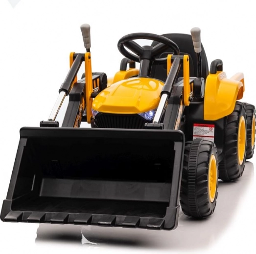 Funkčný predný nakladač na skutočnú prácu