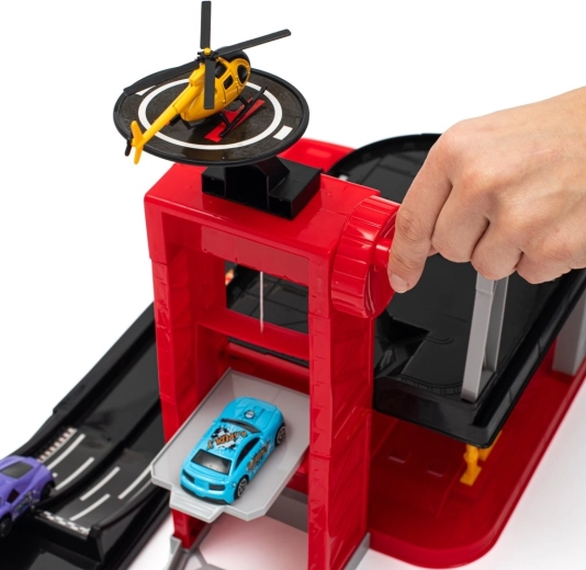 Funkčný výťah pre autá aj akciu