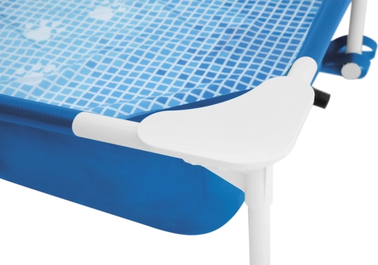 Čistá hladina so skimmerom