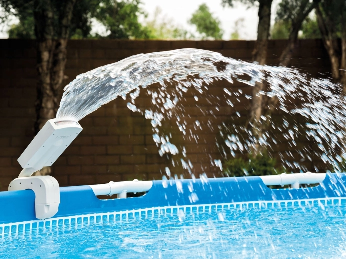 Jednoduchá montáž a kompatibilita s bazénmi INTEX