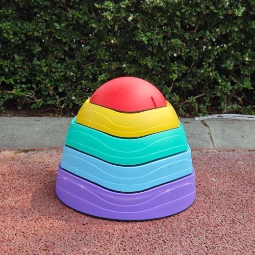 Variabilná hra pre rovnováhu a koordináciu