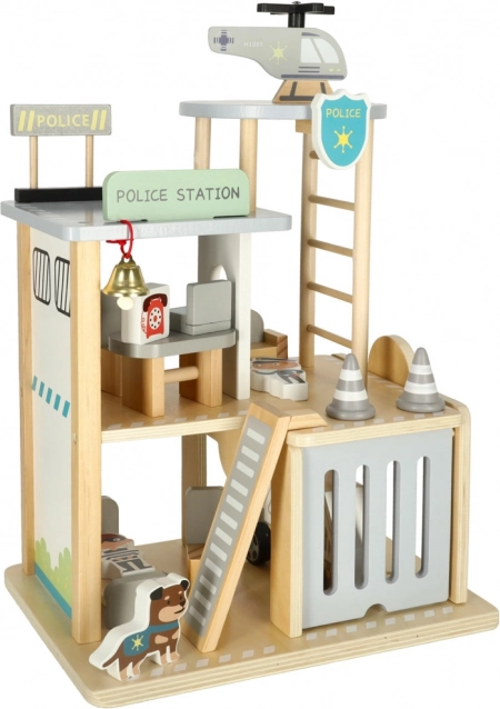 Drevená policajná stanica s garážou, autom a helikoptérou