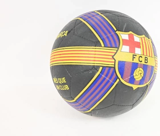 Futbalová lopta FC Barcelona blaugrana so senyerou