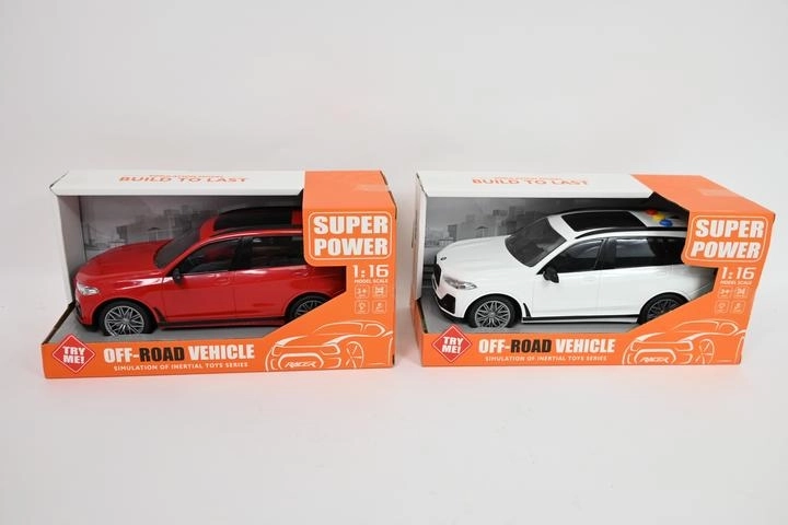 SUV auto so svetelnými a zvukovými efektmi
