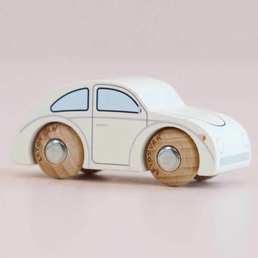Drevené autíčko Betty Le Toy Van